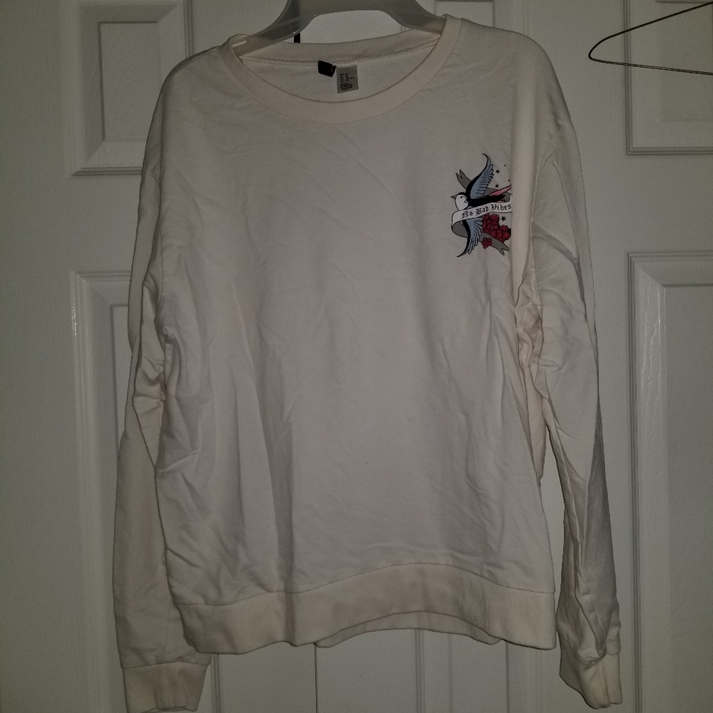 NWOT cute bird long sleeve shirt